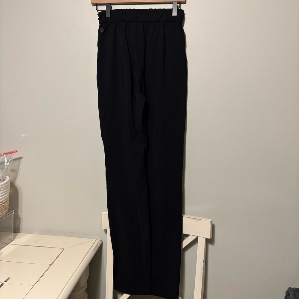 Lululemon Workwear Casual Stretch High-Rise Pants Size 2 - Picture 5 of 5